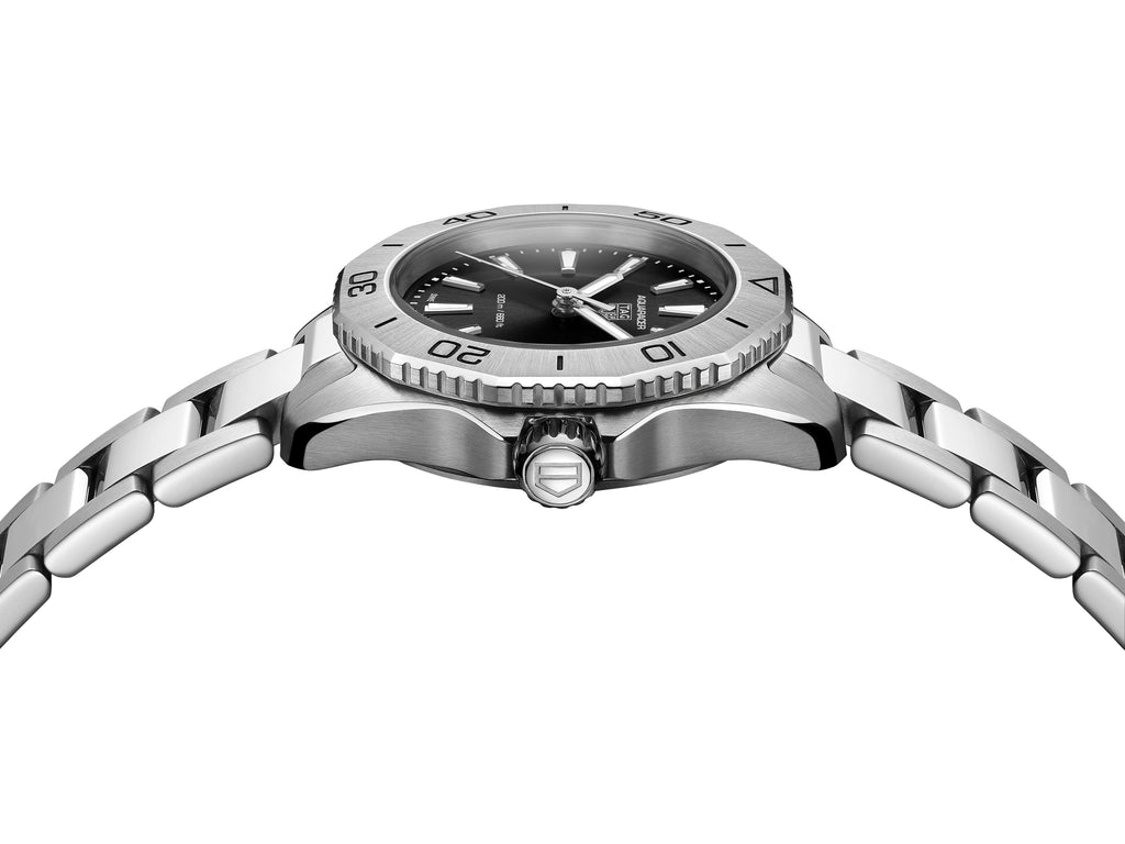 TGHR Aquaracer Professional 200 with Black Dial