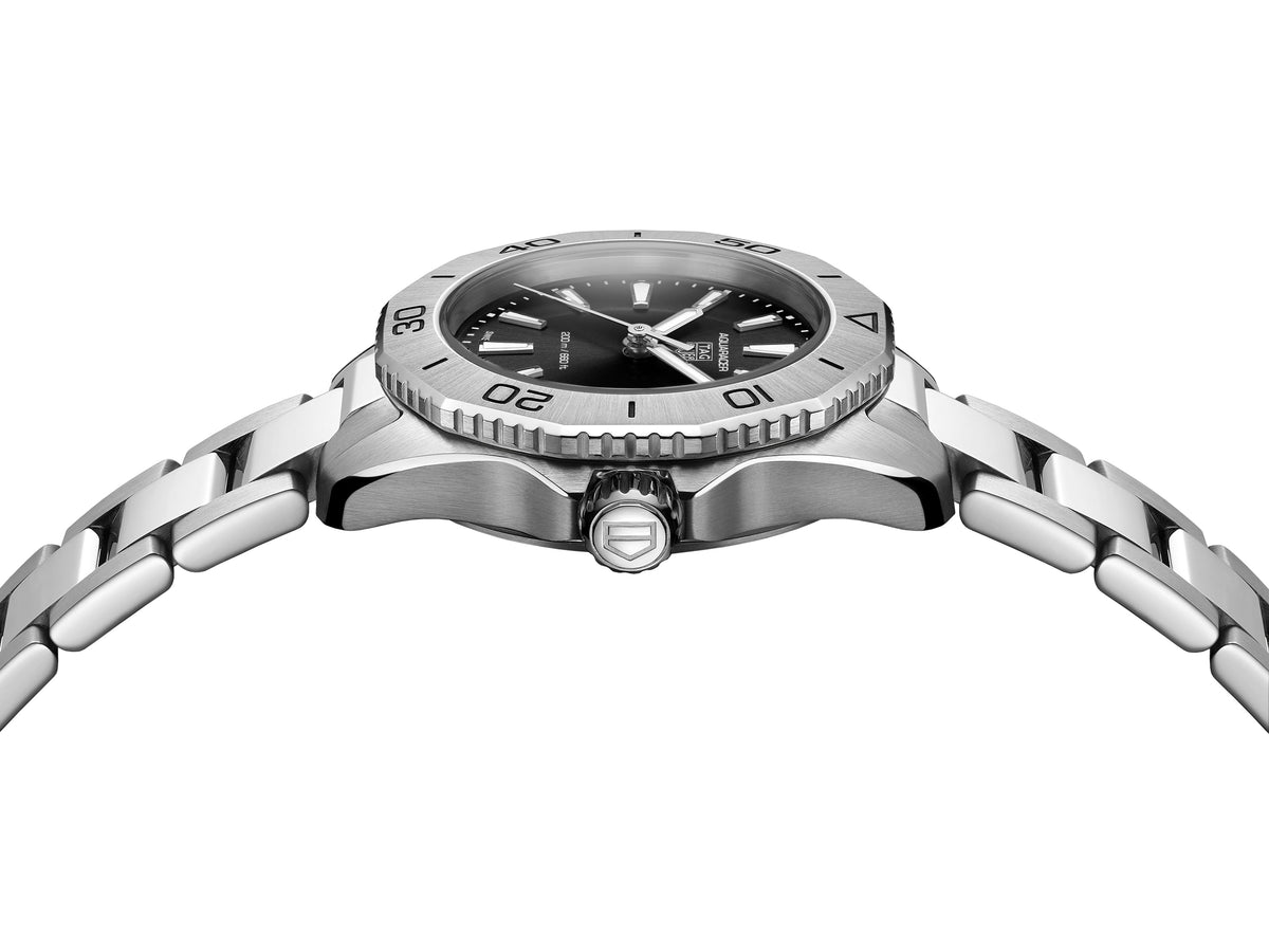 TGHR Aquaracer Professional 200 with Black Dial