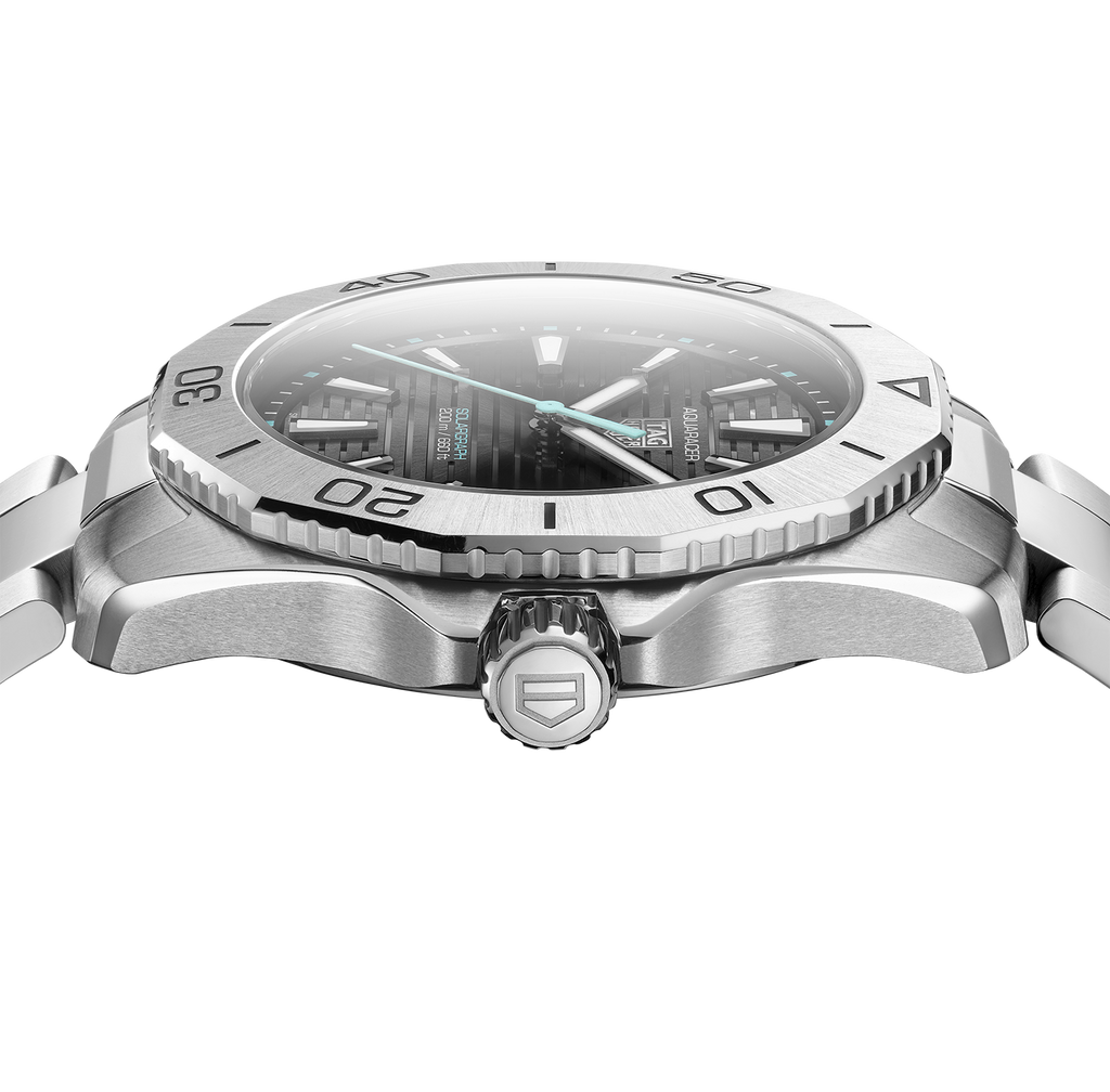 TGHR Aquaracer Professional 200 Solargraph Watch with Black Sunray Brushed Dial