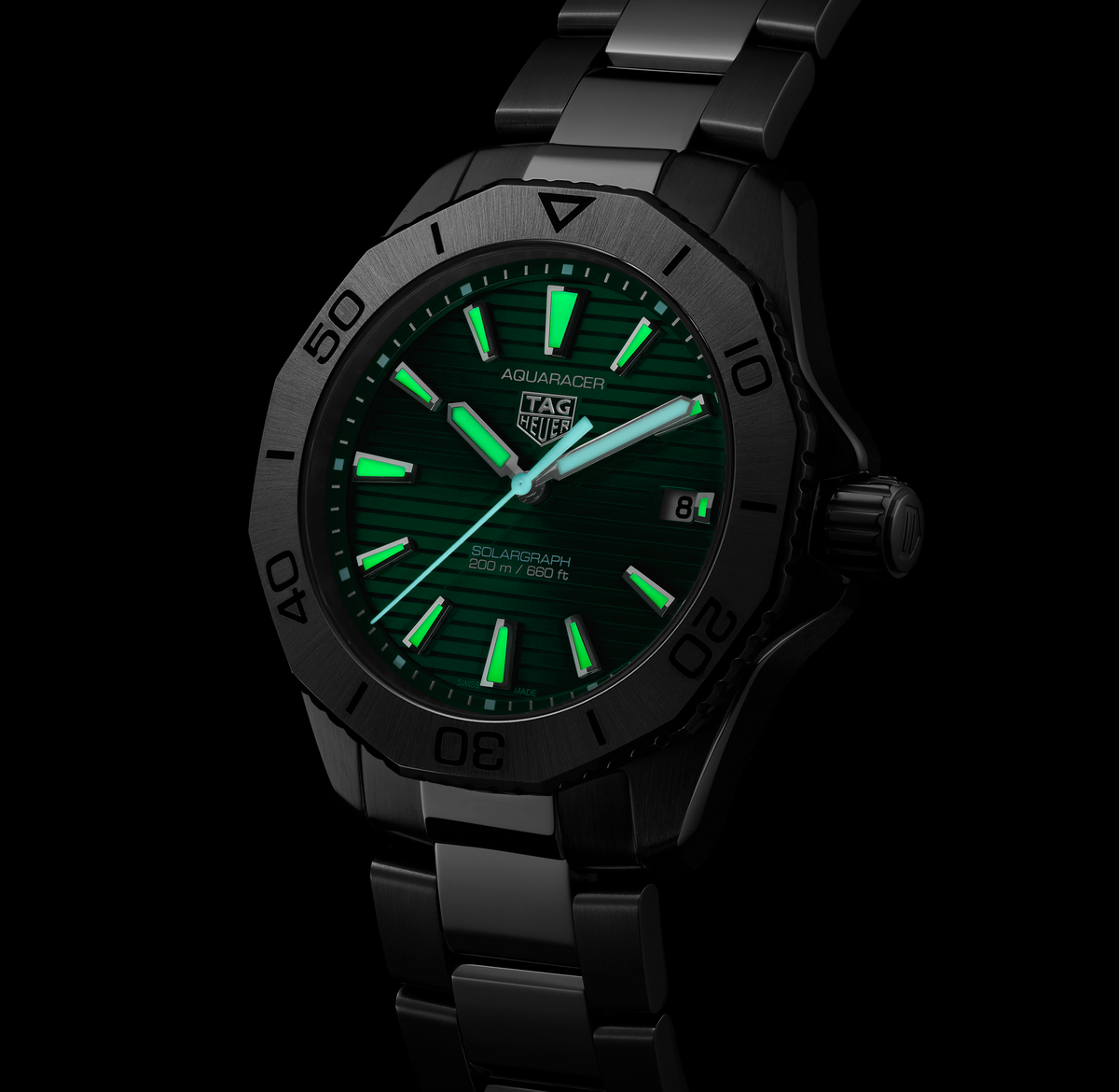 TGHR Aquaracer Professional 200 Solargraph Watch with Green Dial