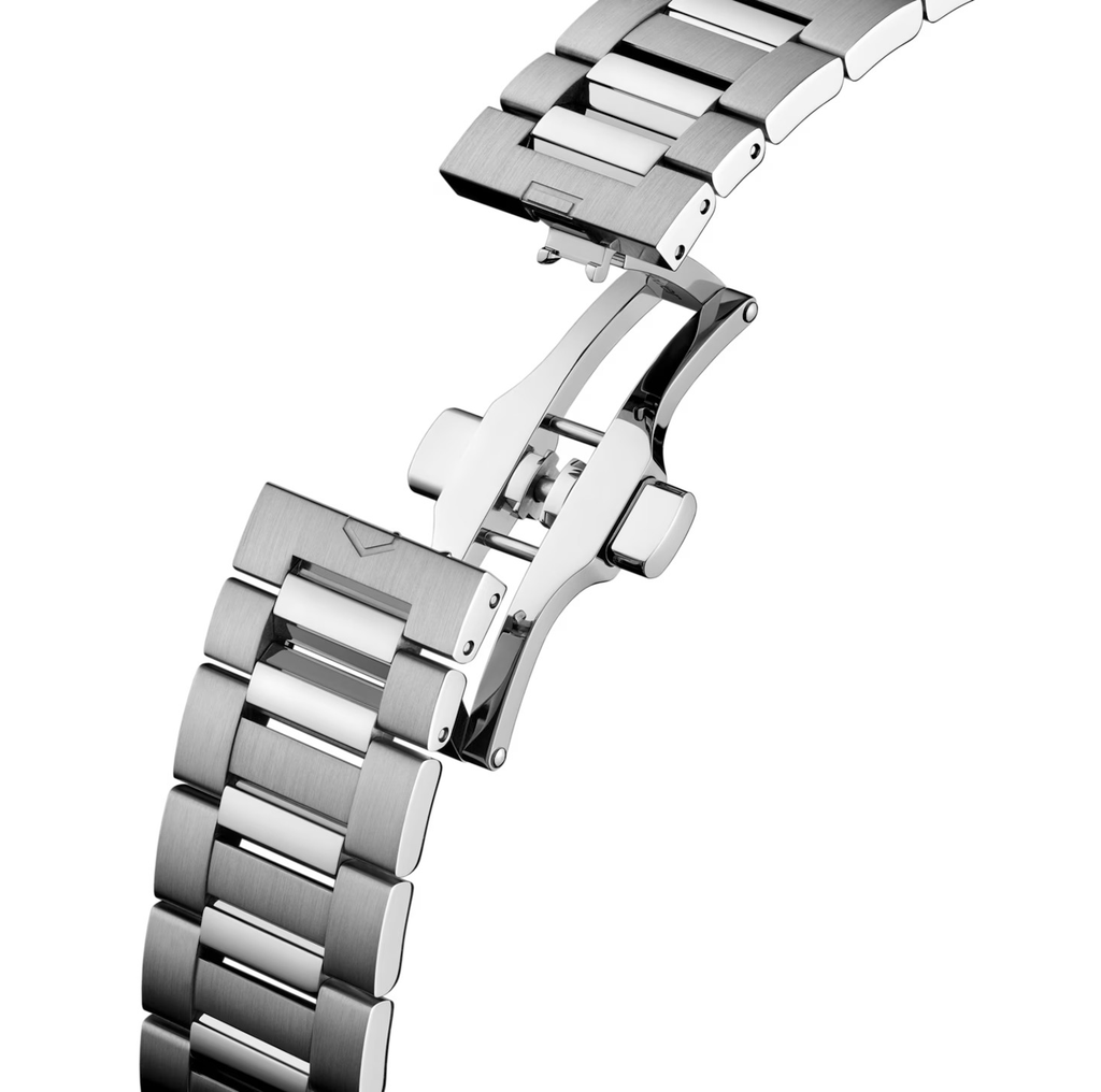TGHR Carrera Date Twin-Time Watch with Green Dial