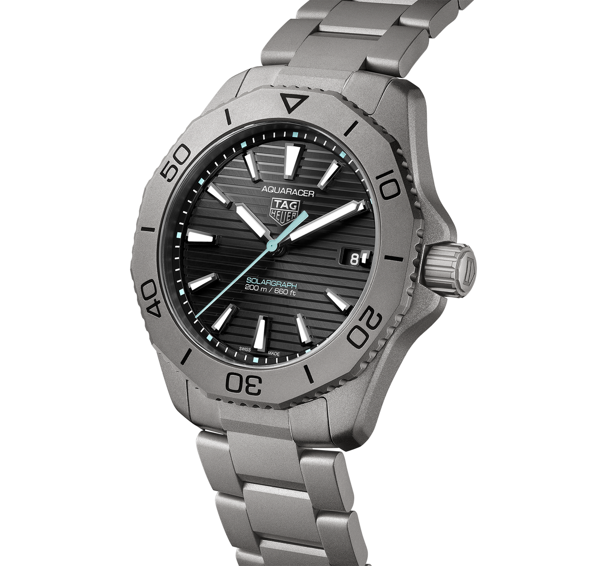 TGHR Aquaracer Professional 200 Solargraph with Titanium Bracelet